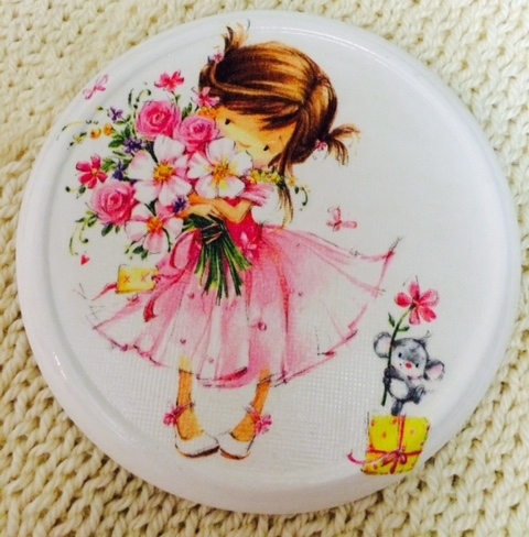 Souvenir plate “Girl with a bunch of flowers”(1) - 260